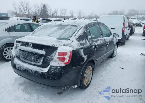 2010 Nissan Sentra 2.0S z USA, uszkodzony, nr VIN 3N1AB6AP4AL688167